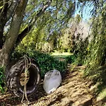 Coolaroo Beach House - Rural Bliss By The Coast