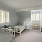 Huckleberry House - A Luxurious Blissful Escape In Berry