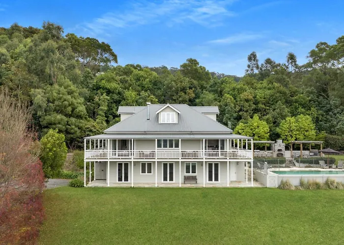Eagles Rise - Classically Designed Country Home