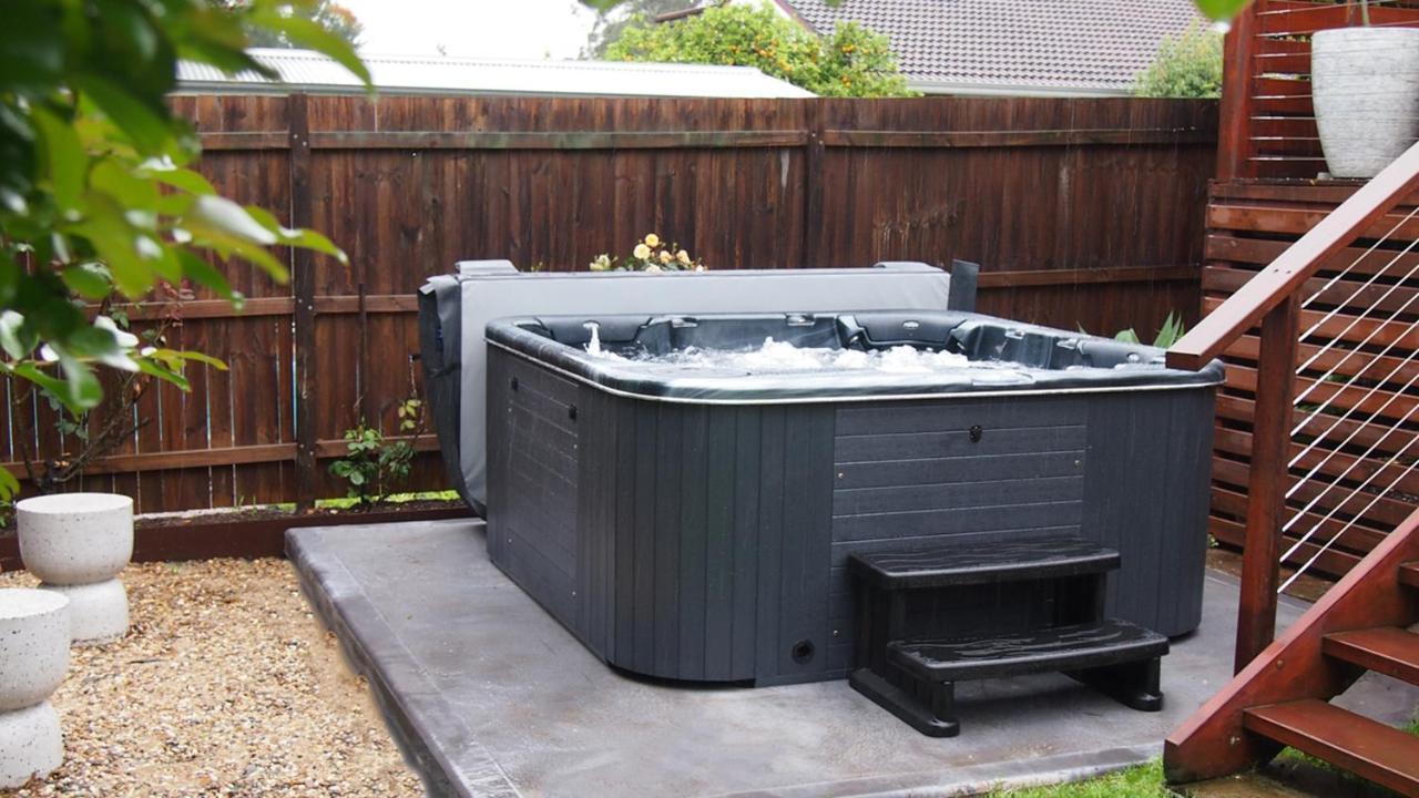 Queenberry - Jacuzzi, Village Location & 10 Mins To Holiday home