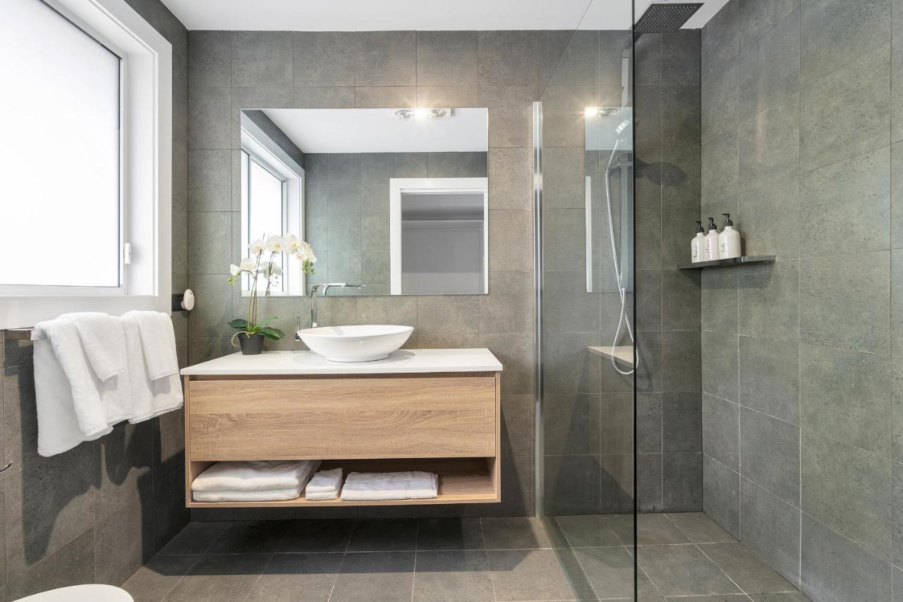 Holiday home Queenberry - Jacuzzi, Village Location & 10 Mins To Berry