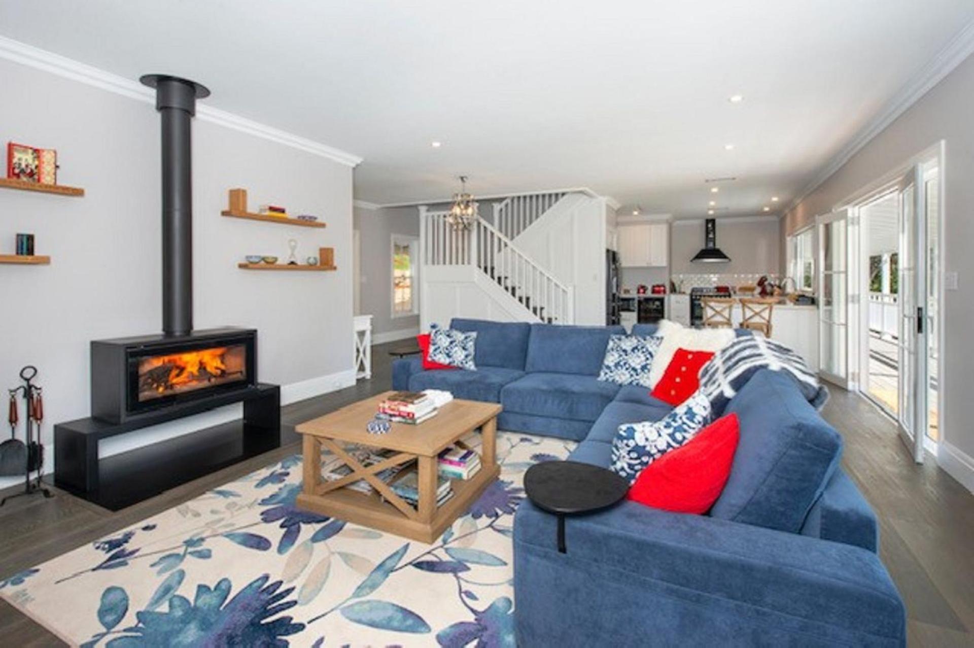 Possum Gully - 2 Nights, Get The 3rd Night Free Holiday home *