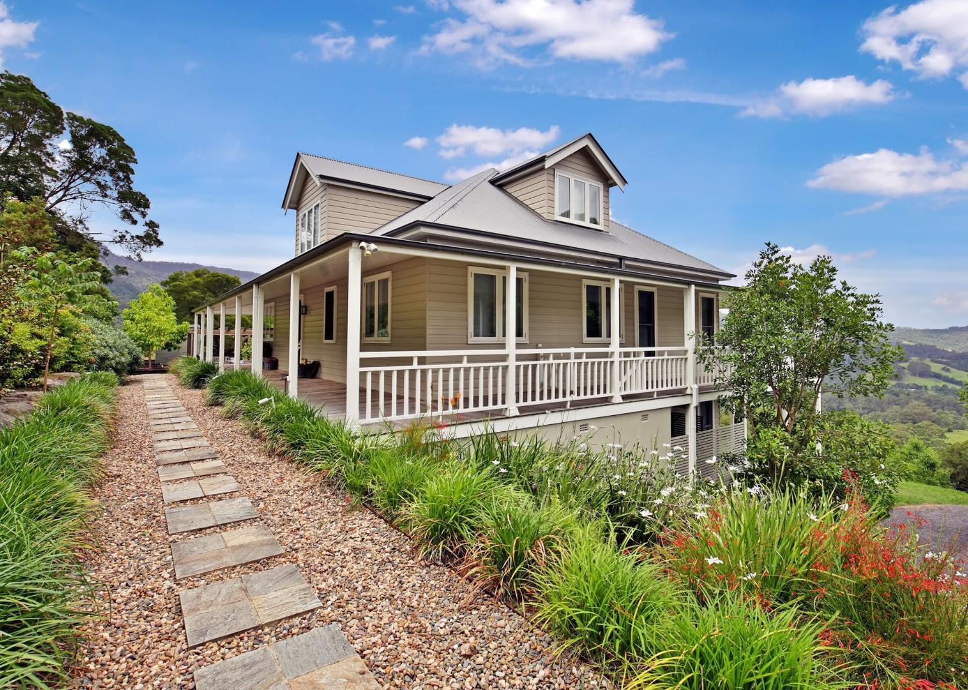 Eagles Rise - Classically Designed Country Holiday home