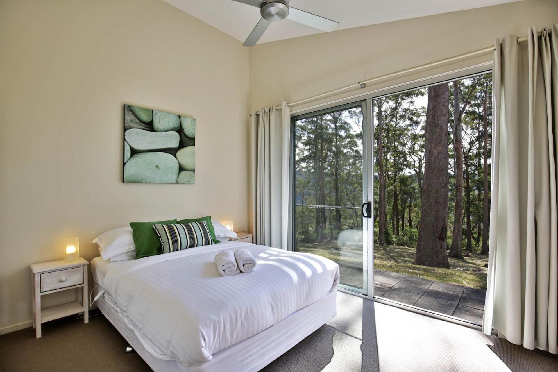 Cherrywood - A Modern Australian Bush Holiday home