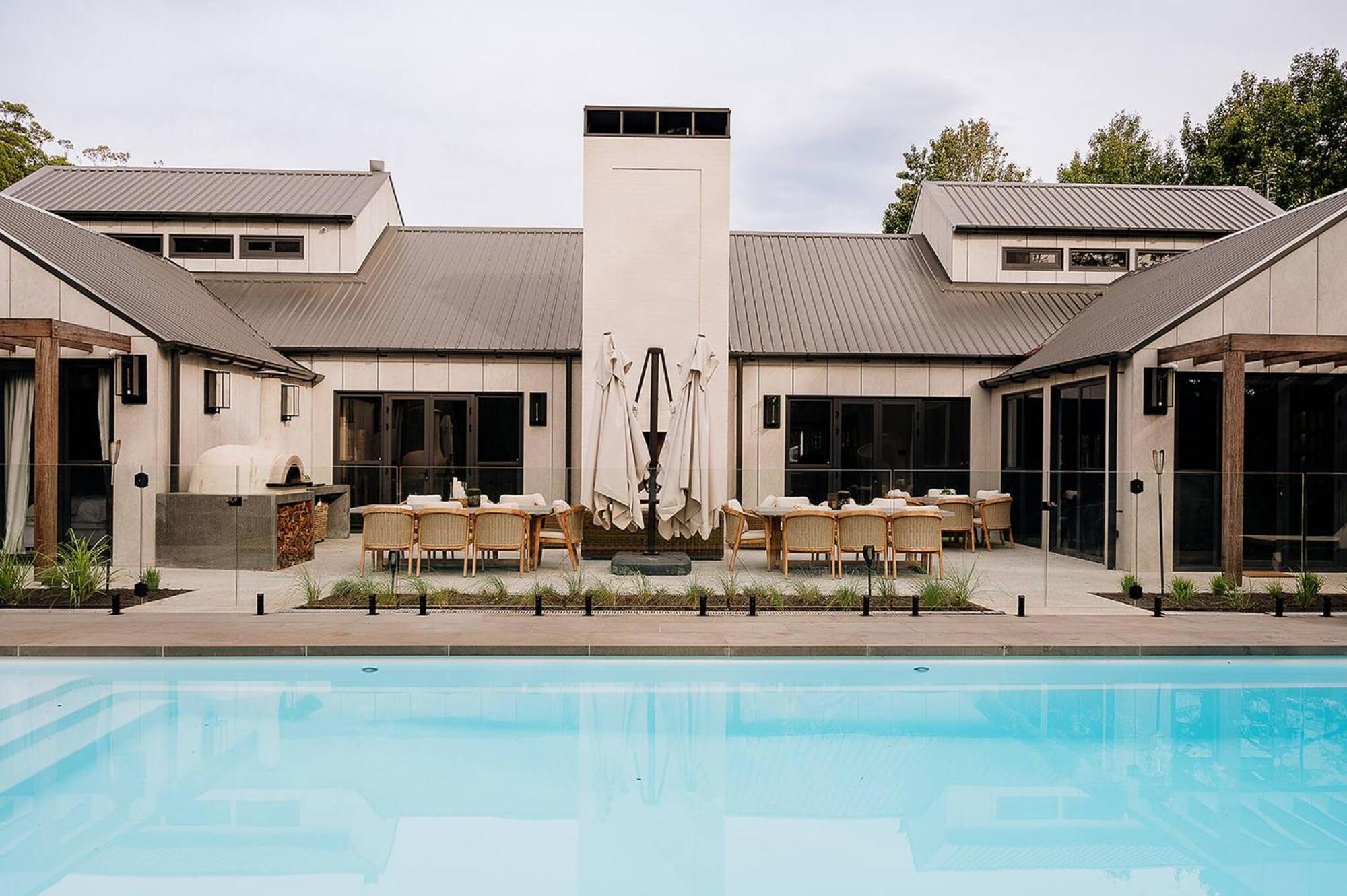 Luxury Barn House Farm stay