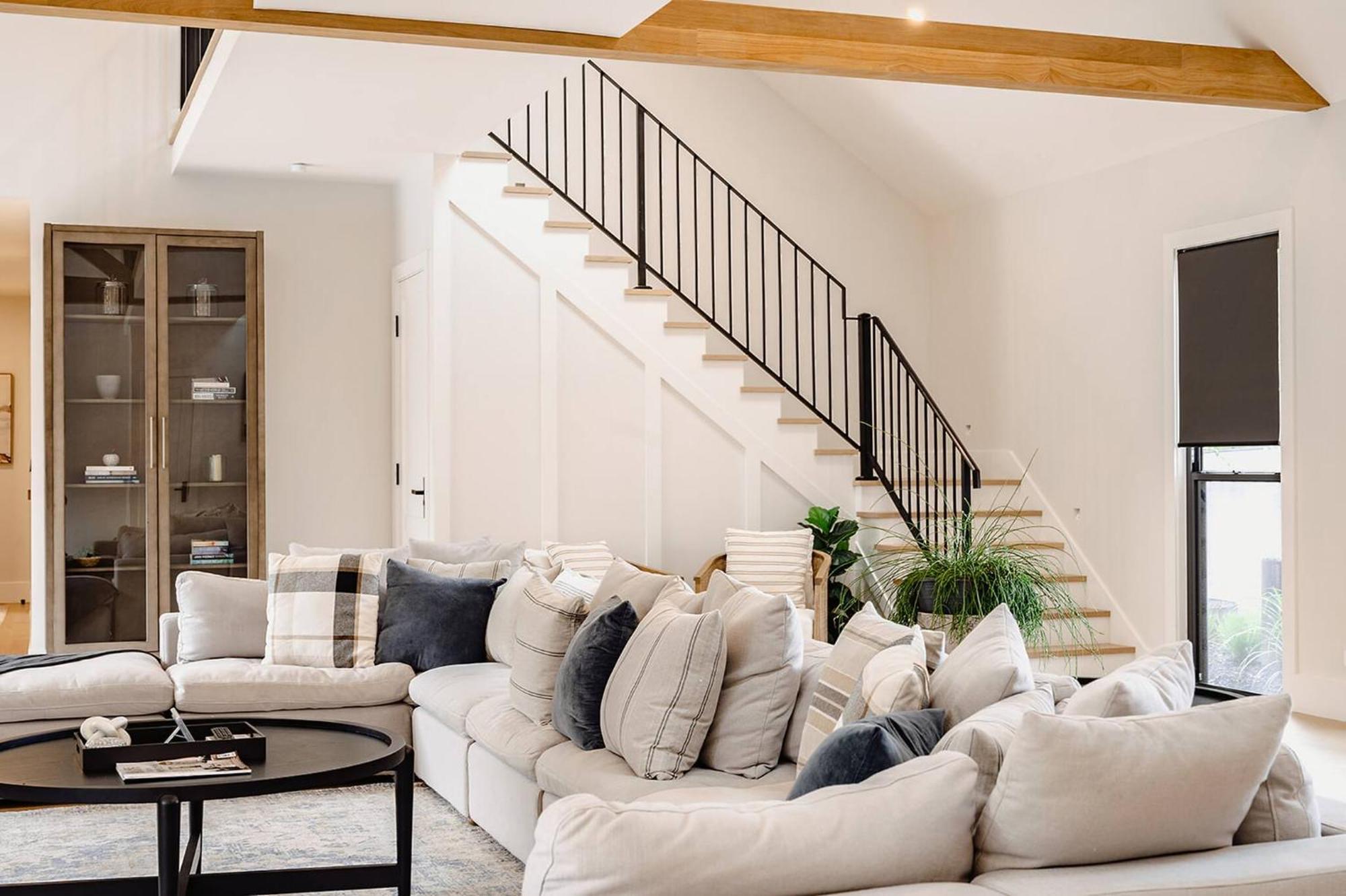 Luxury Barn House Farm stay Berry